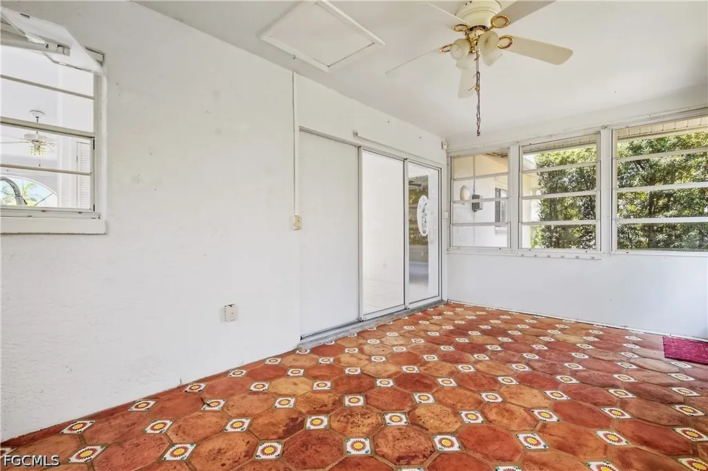 1513 SW 44th Street Cape Coral FL 33914