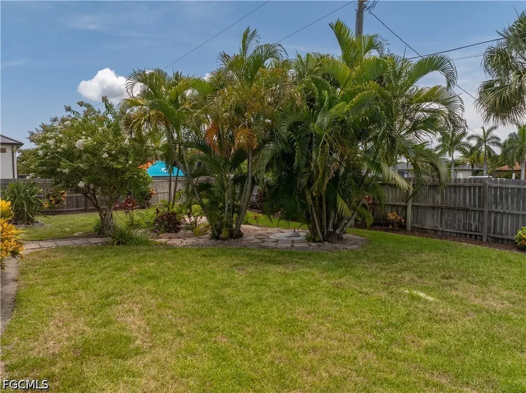1513 SW 44th Street Cape Coral FL 33914