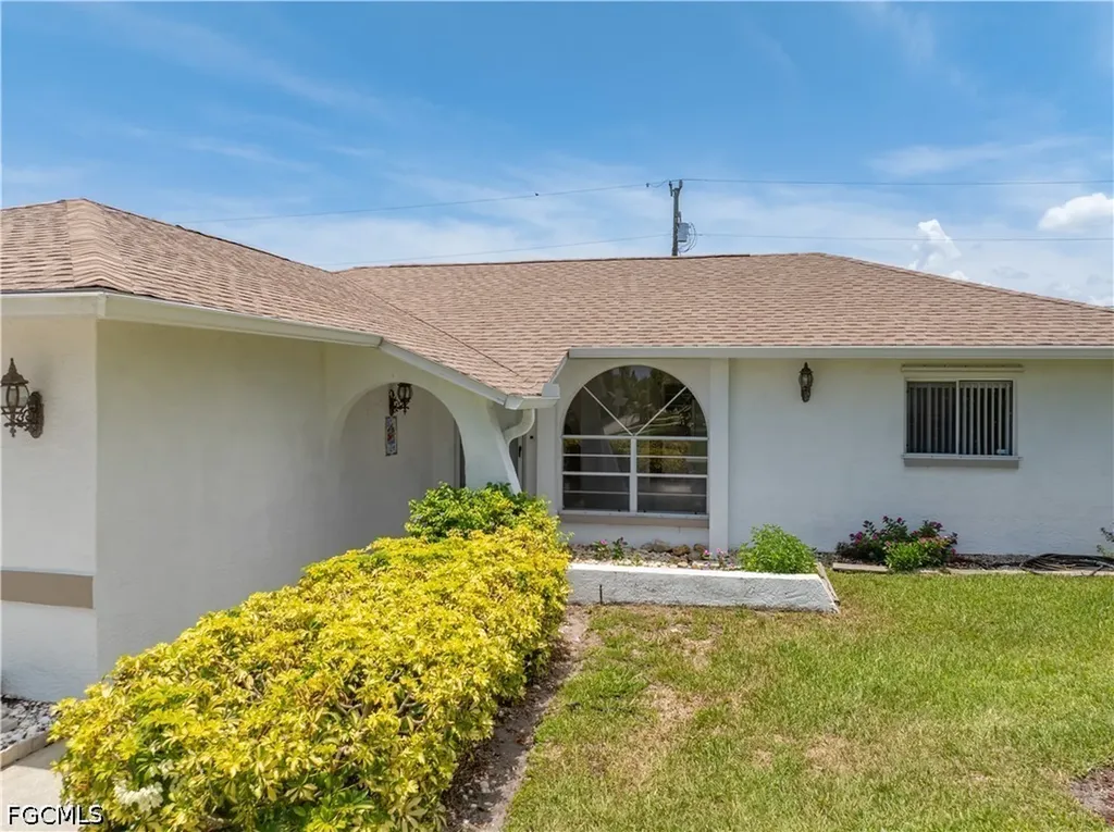 1513 SW 44th Street Cape Coral FL 33914
