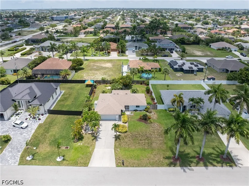 1513 SW 44th Street Cape Coral FL 33914
