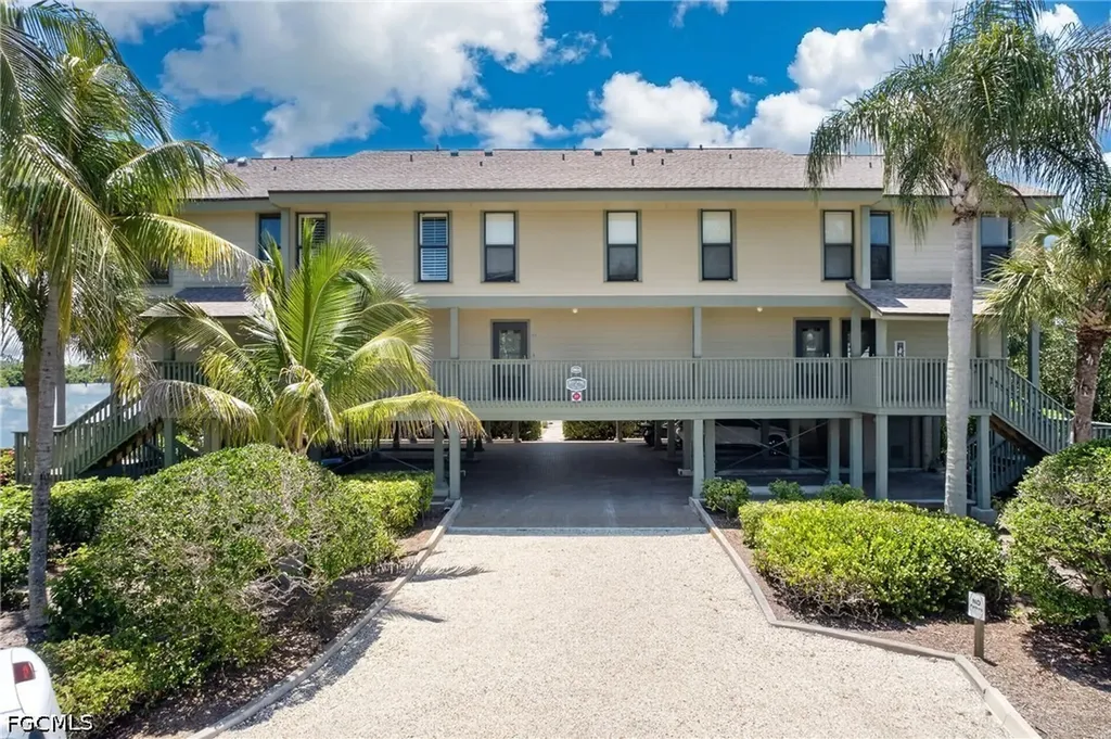16600 Bocilla Island Club Drive Bokeelia FL 33922