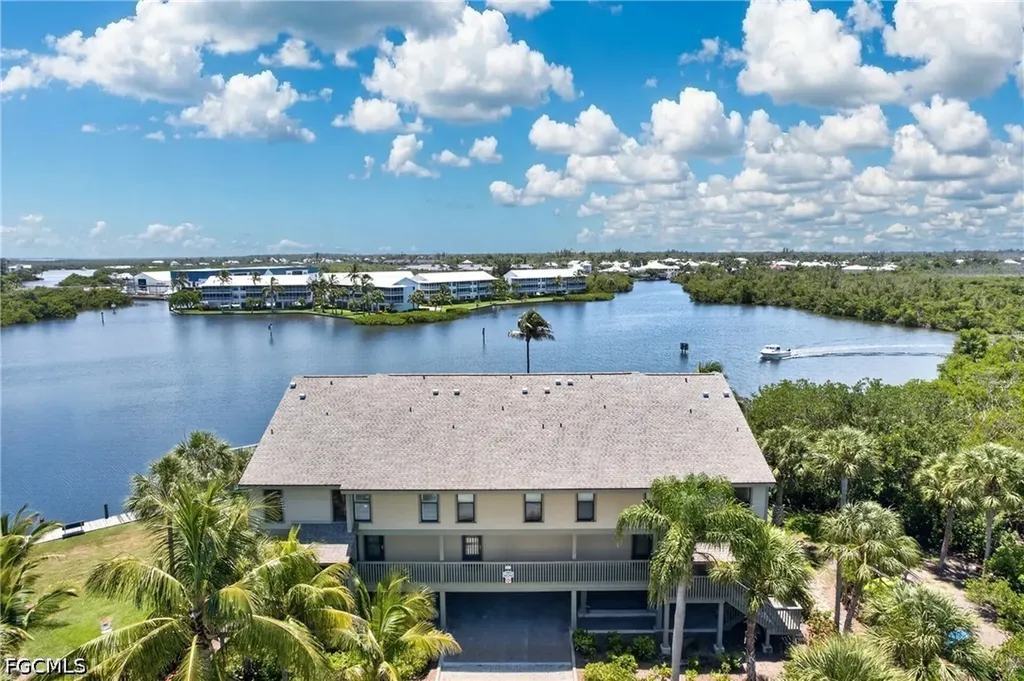 16600 Bocilla Island Club Drive Bokeelia FL 33922