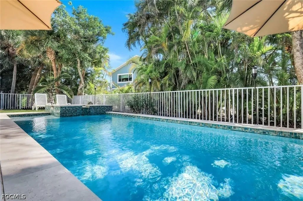 1111 Schooner Place Sanibel FL 33957