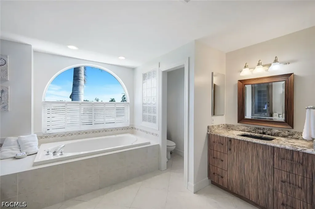 1111 Schooner Place Sanibel FL 33957