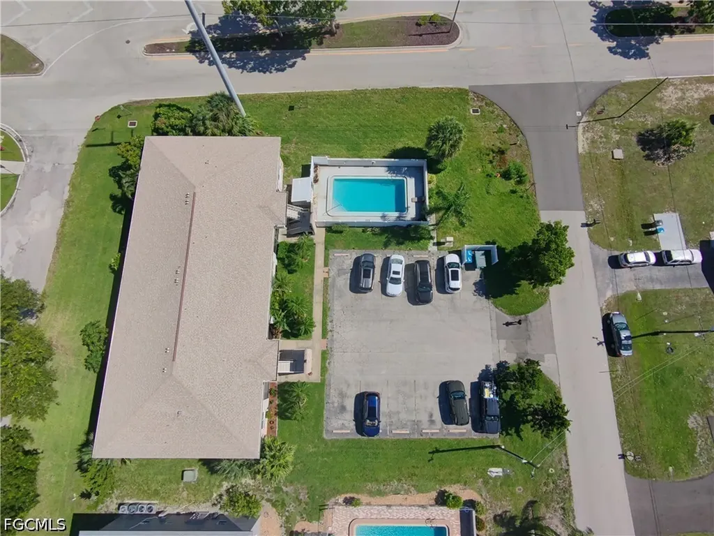 2504 SE 16th Place Cape Coral FL 33904