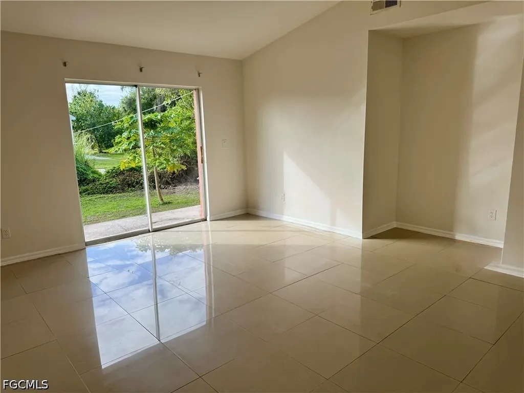 10741 Robinson Street Fort Myers FL 33908