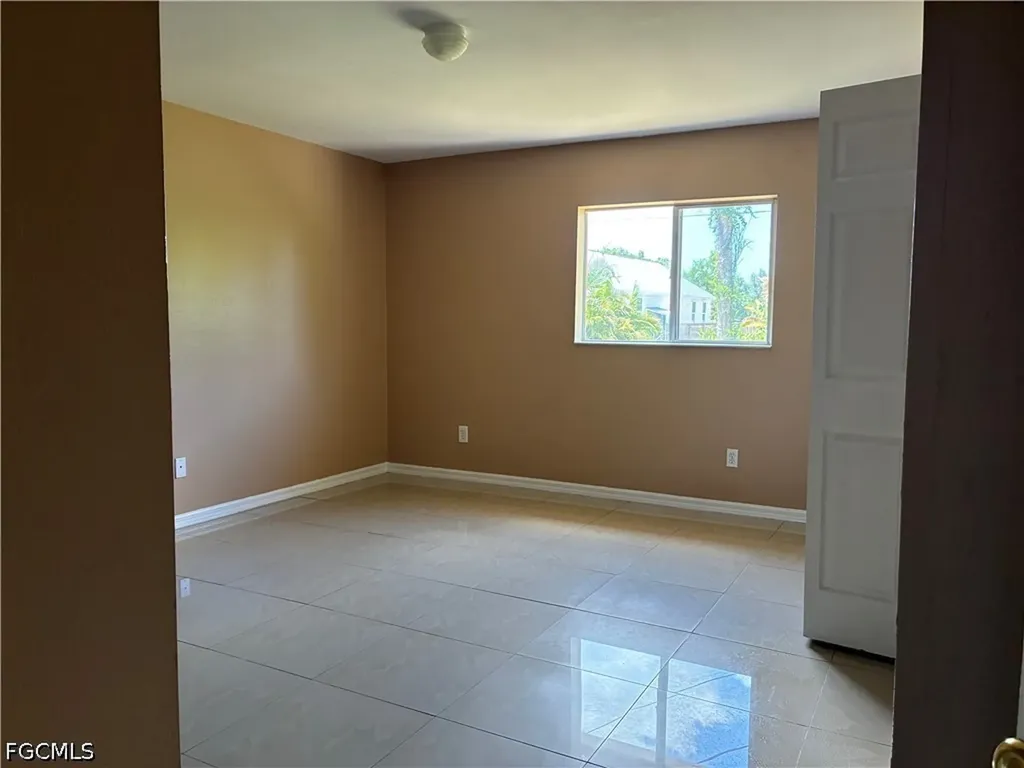 10741 Robinson Street Fort Myers FL 33908