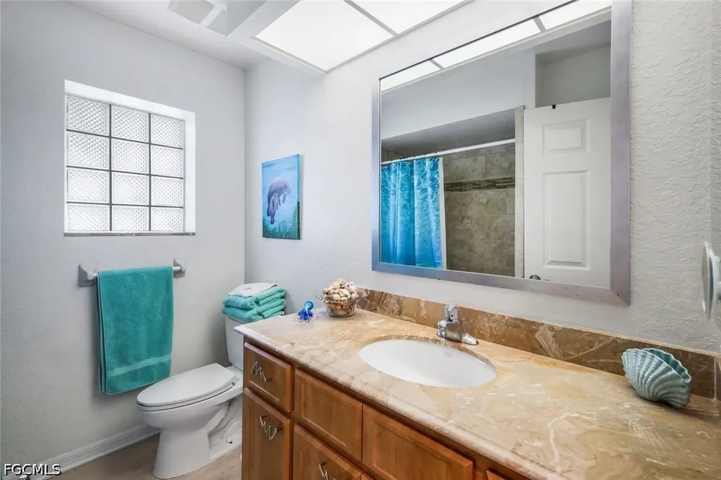 2556 SW 28th Place Cape Coral FL 33914