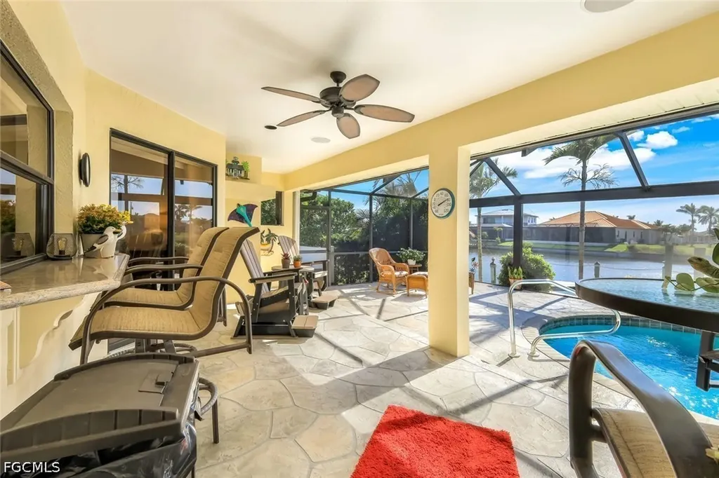 2556 SW 28th Place Cape Coral FL 33914