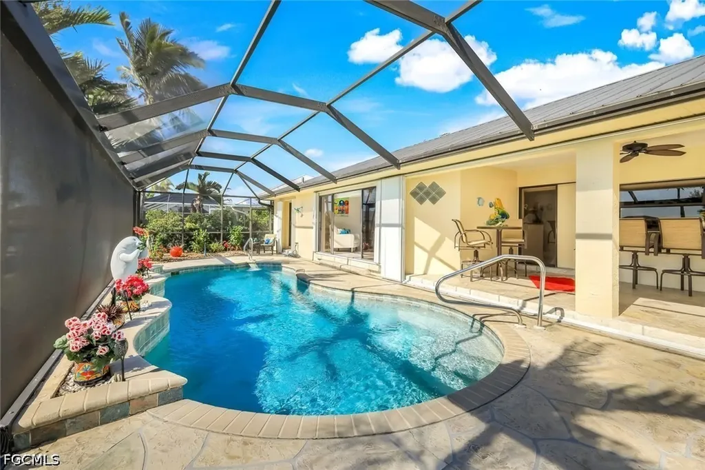 2556 SW 28th Place Cape Coral FL 33914