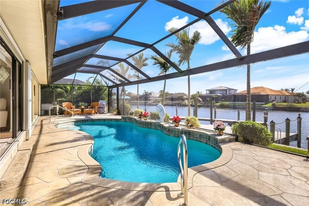 2556 SW 28th Place Cape Coral FL 33914
