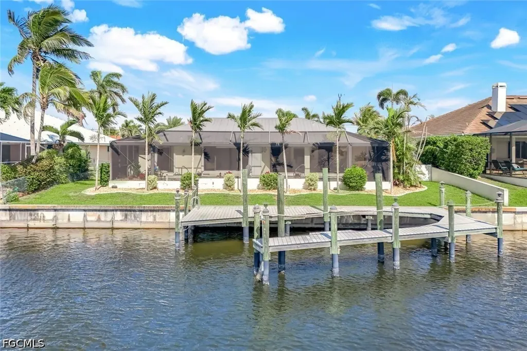 2556 SW 28th Place Cape Coral FL 33914