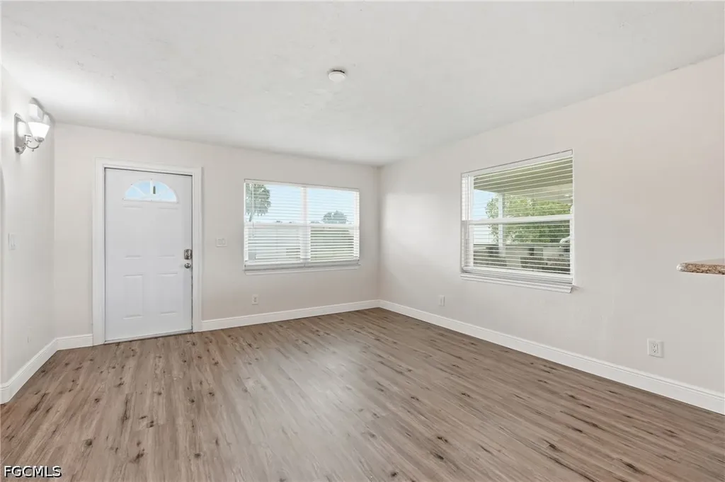 2342 Barden Street Fort Myers FL 33916