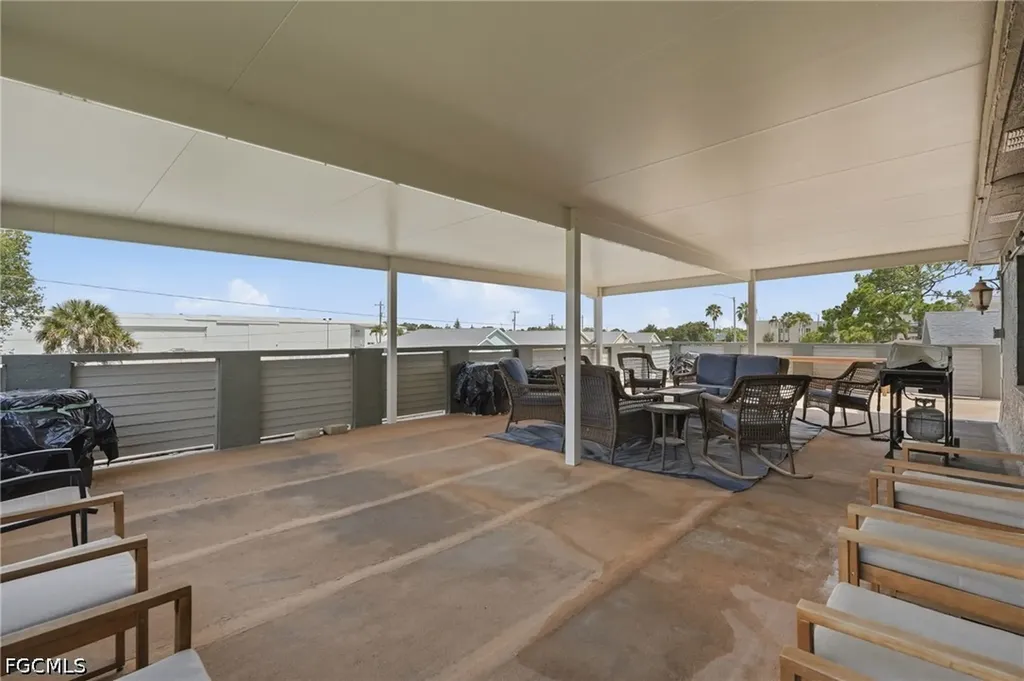 2342 Barden Street Fort Myers FL 33916