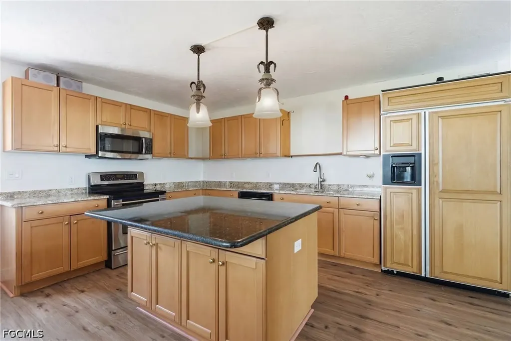 2342 Barden Street Fort Myers FL 33916