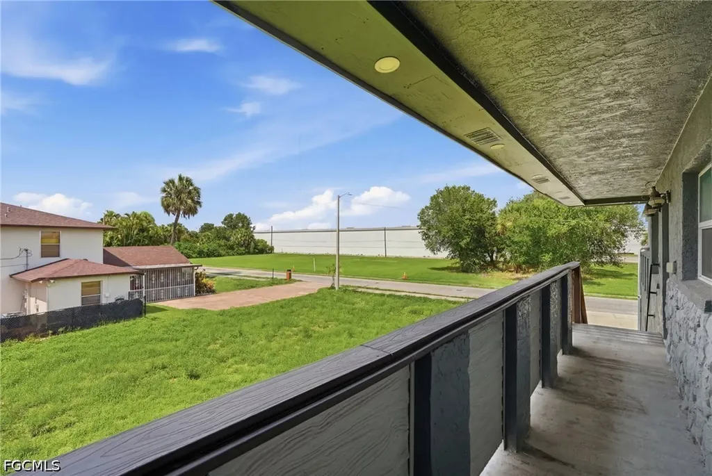 2342 Barden Street Fort Myers FL 33916