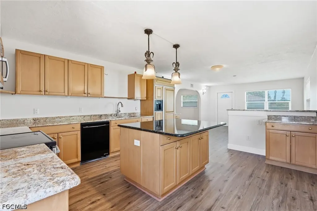 2342 Barden Street Fort Myers FL 33916