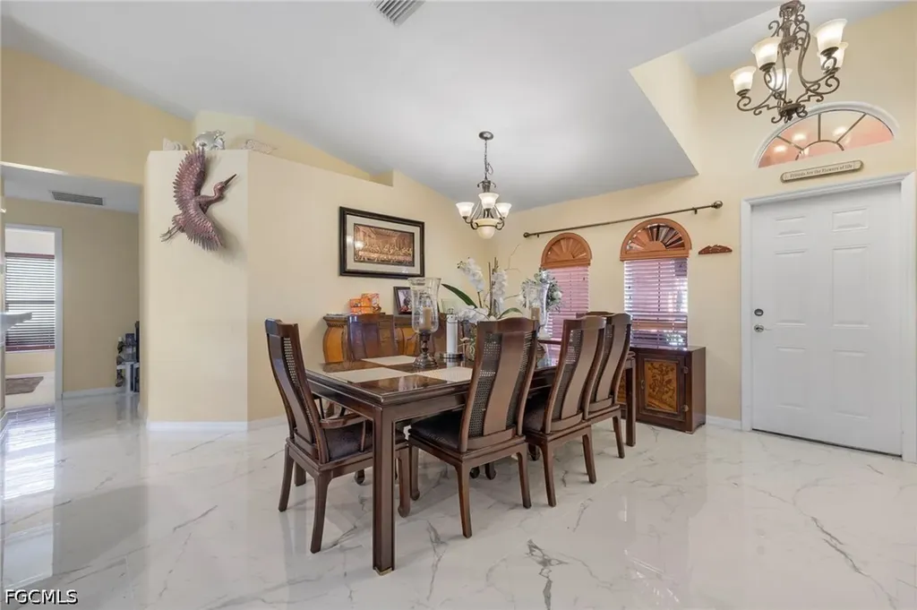 610 NE 12th Street Cape Coral FL 33909