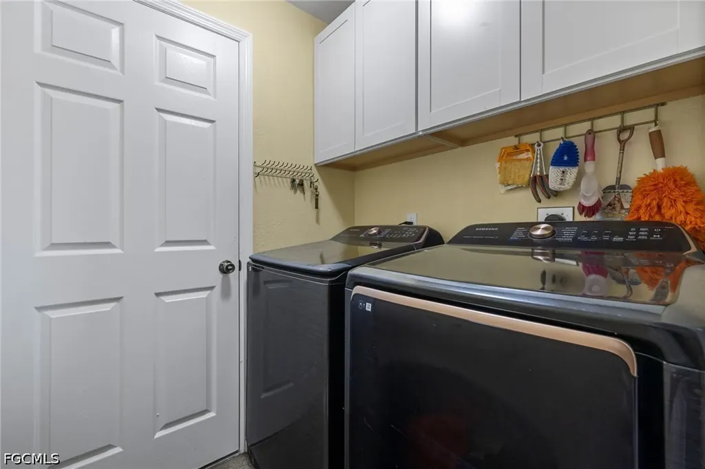 610 NE 12th Street Cape Coral FL 33909