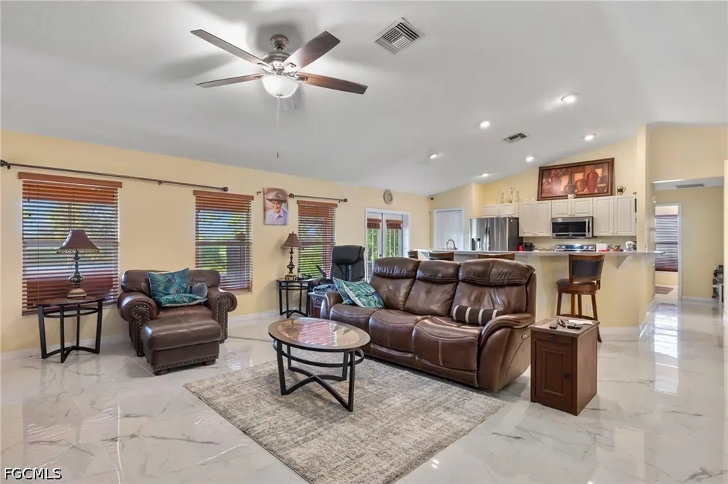 610 NE 12th Street Cape Coral FL 33909
