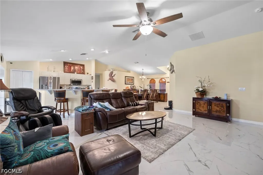 610 NE 12th Street Cape Coral FL 33909