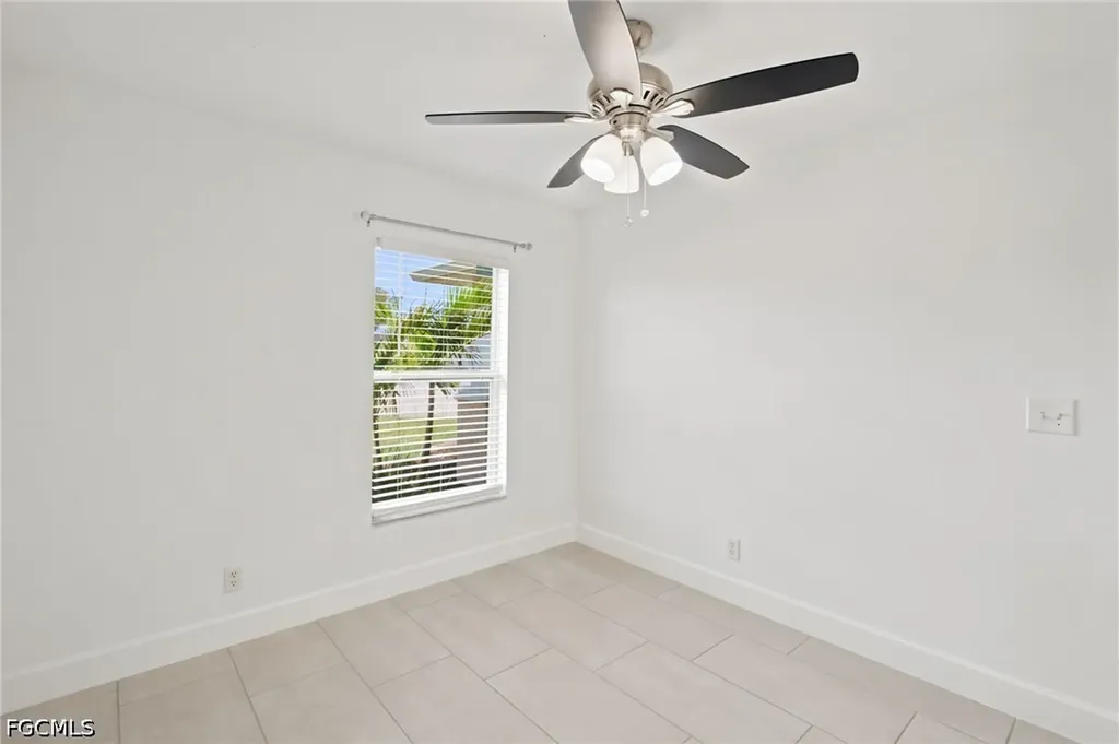 841 NE 6th Avenue Cape Coral FL 33909