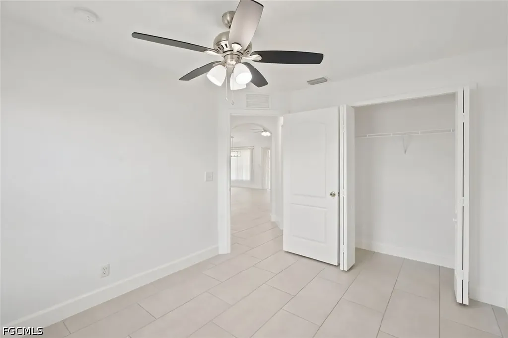 841 NE 6th Avenue Cape Coral FL 33909