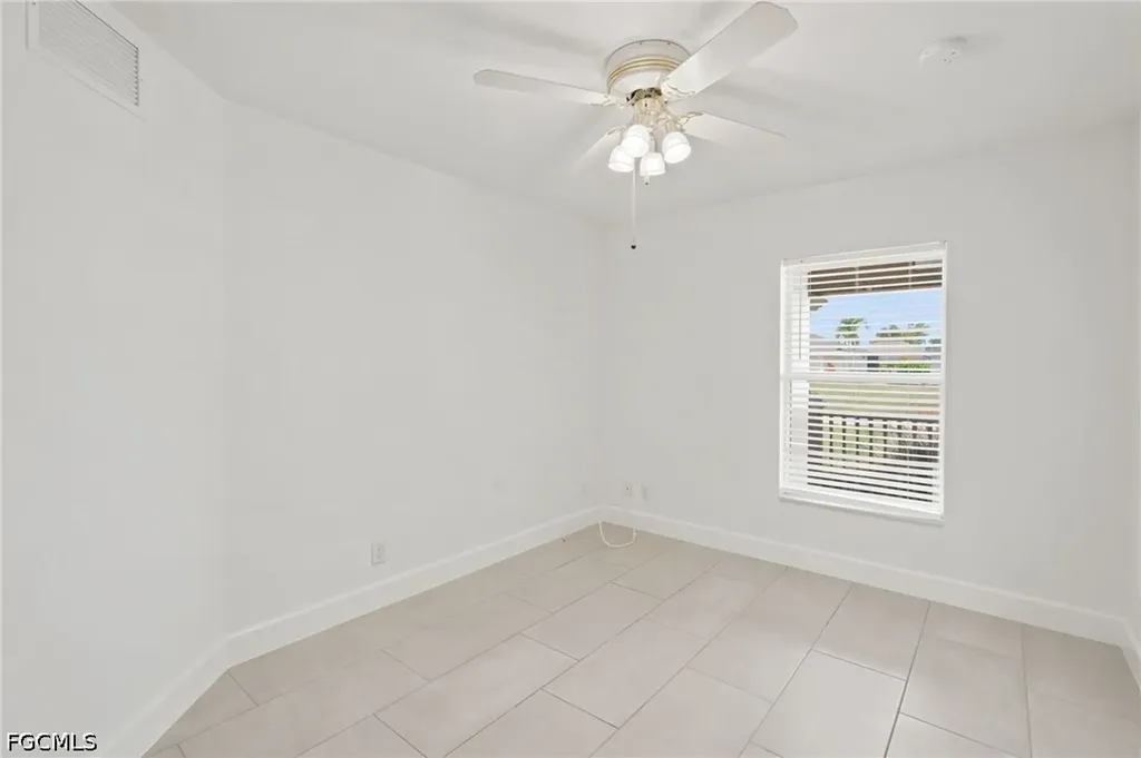 841 NE 6th Avenue Cape Coral FL 33909