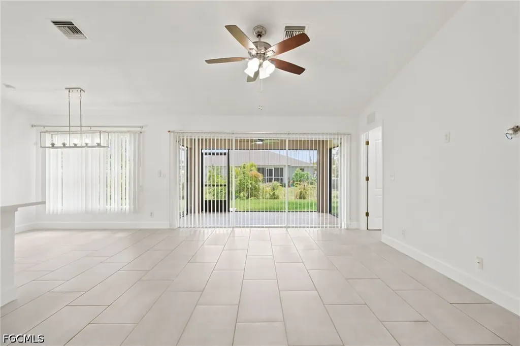 841 NE 6th Avenue Cape Coral FL 33909