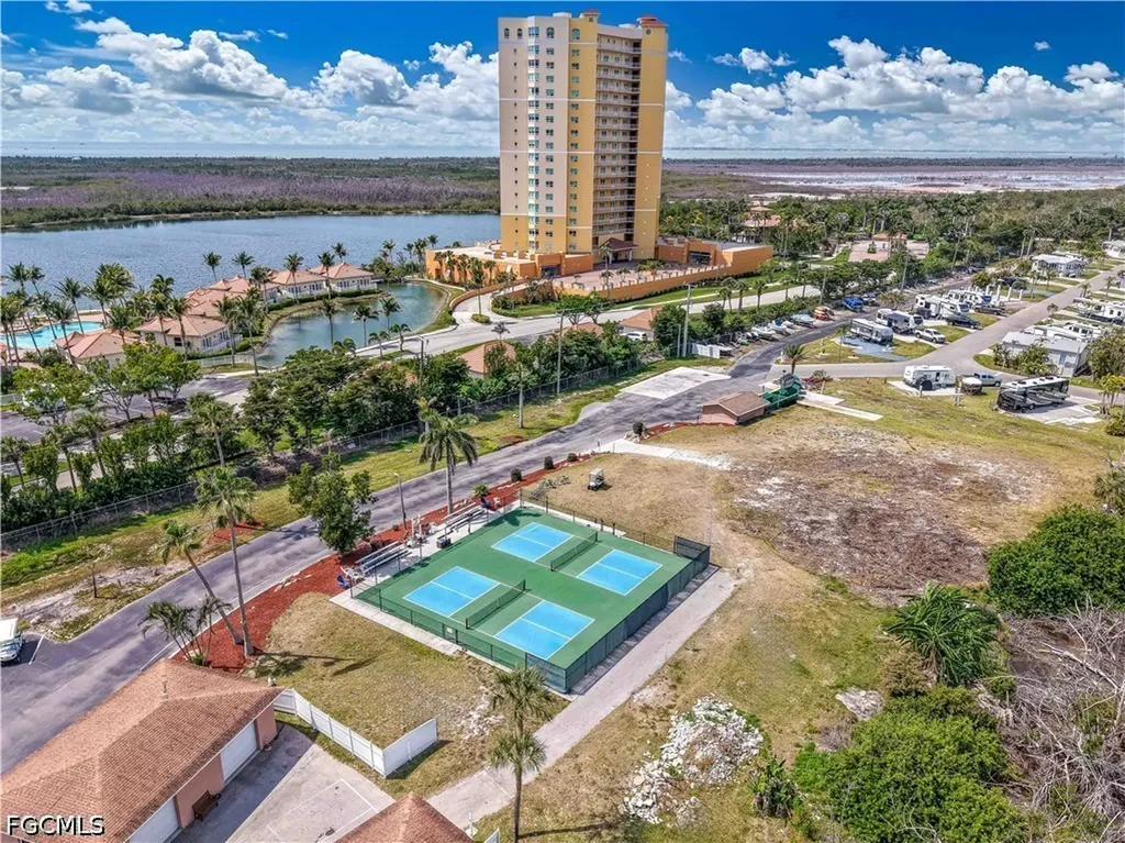 19681 Summerlin #208 Road Fort Myers FL 33908