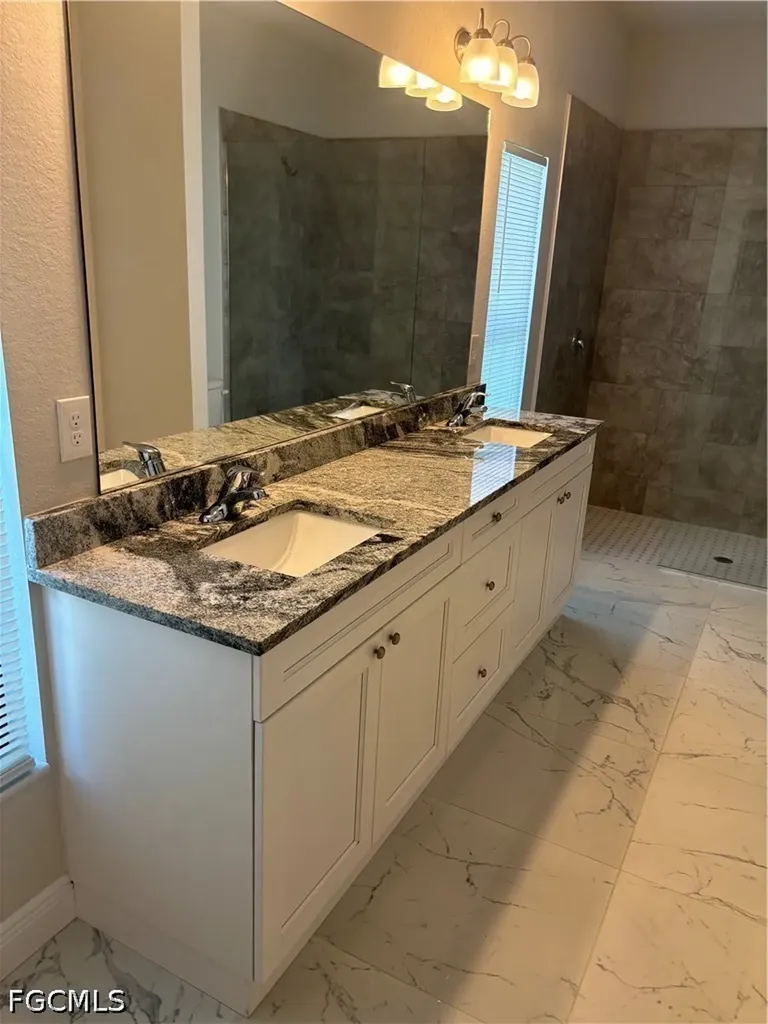 130 SW 37th Avenue Cape Coral FL 33991