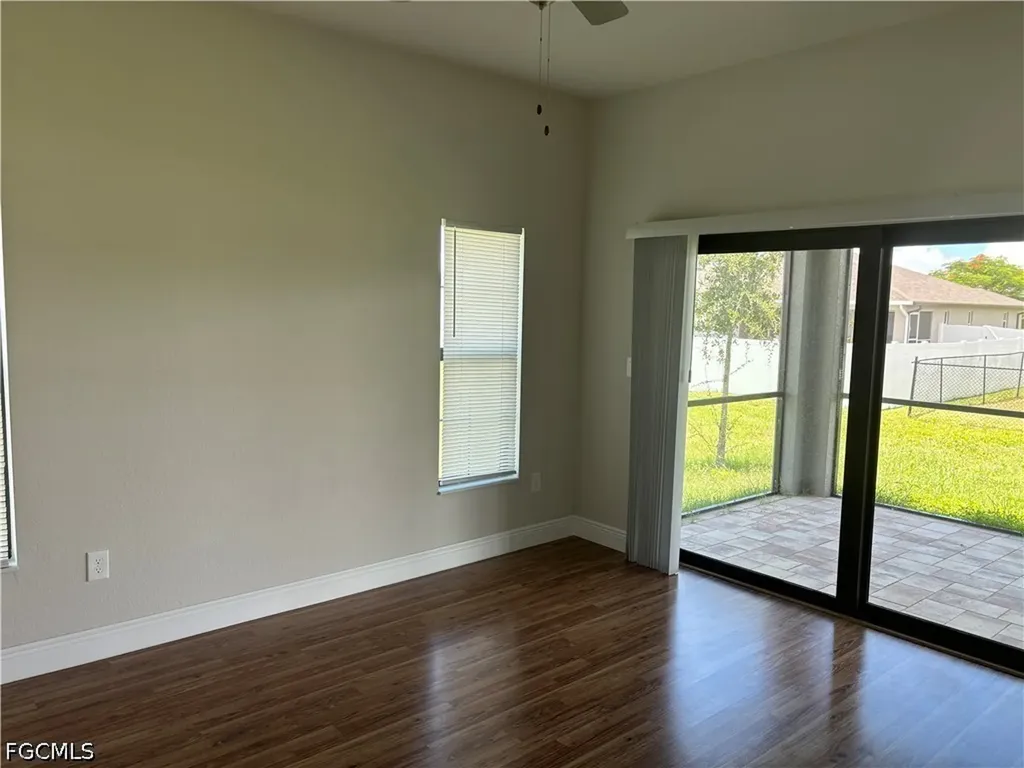 130 SW 37th Avenue Cape Coral FL 33991