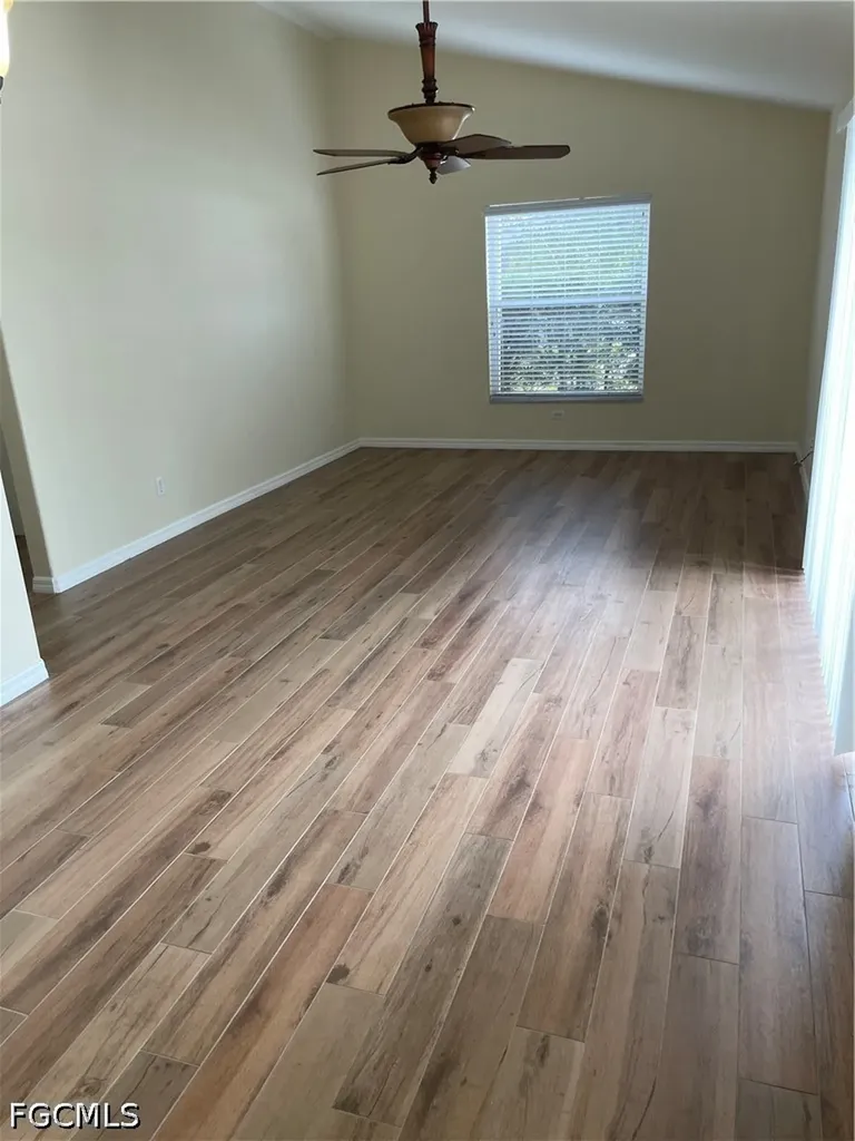 1512 SE 2nd Avenue Cape Coral FL 33990