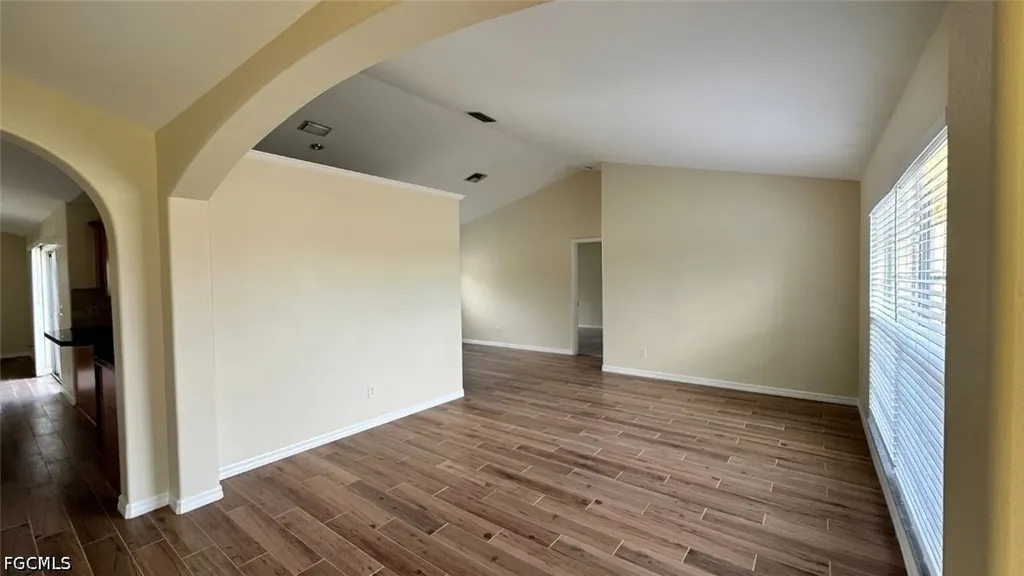 1512 SE 2nd Avenue Cape Coral FL 33990