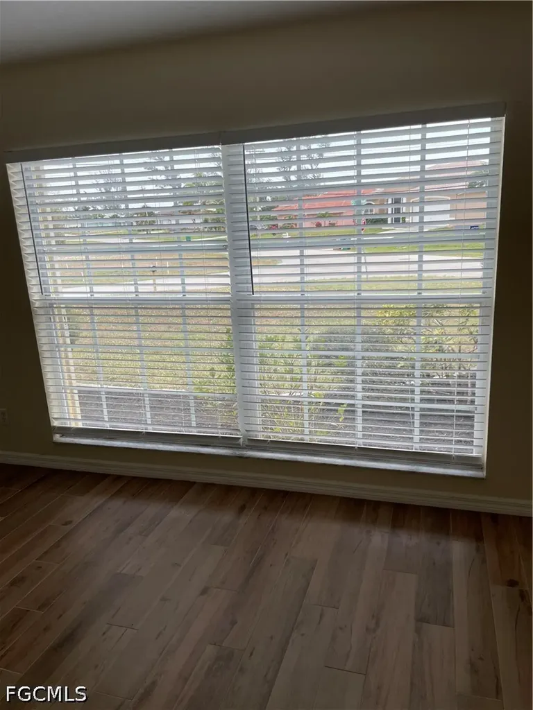 1512 SE 2nd Avenue Cape Coral FL 33990
