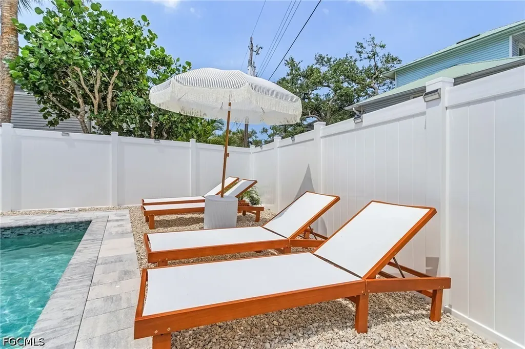 197 Madison Court Fort Myers Beach FL 33931