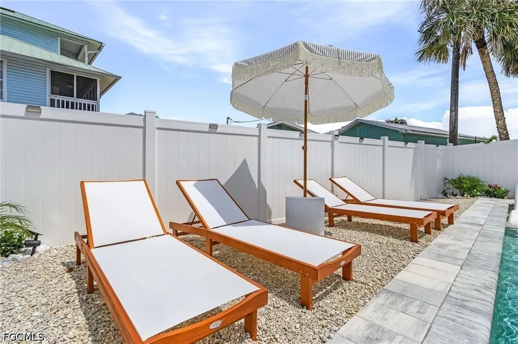 197 Madison Court Fort Myers Beach FL 33931