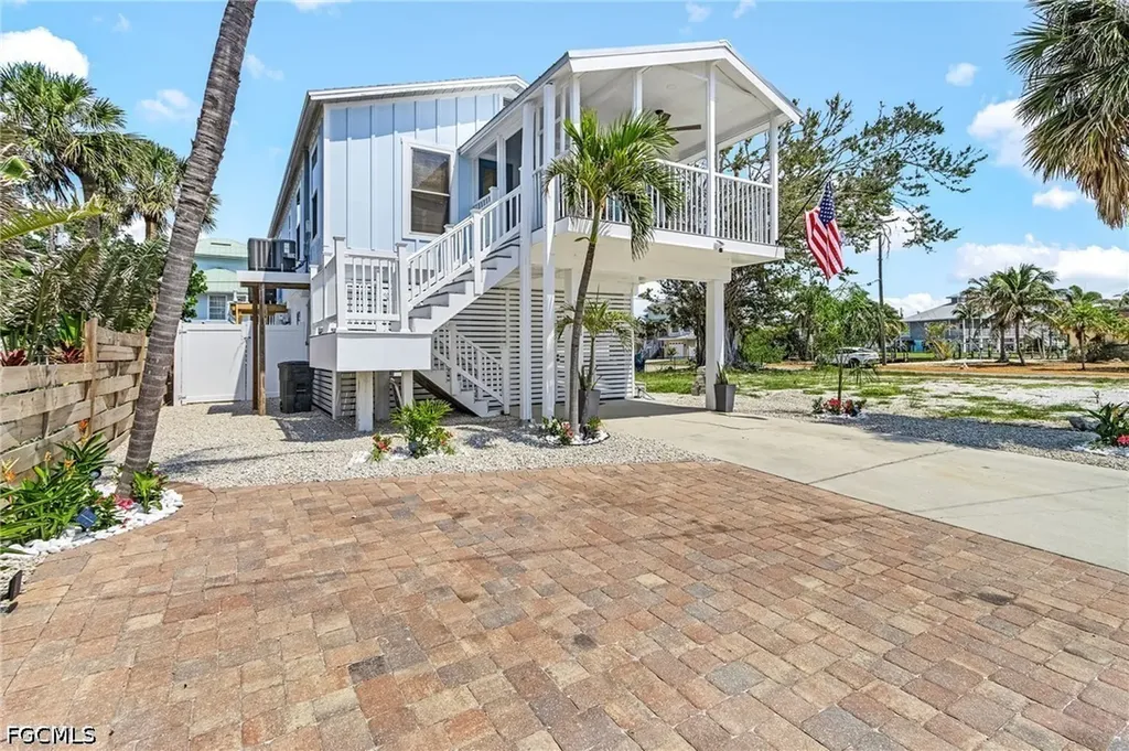 197 Madison Court Fort Myers Beach FL 33931