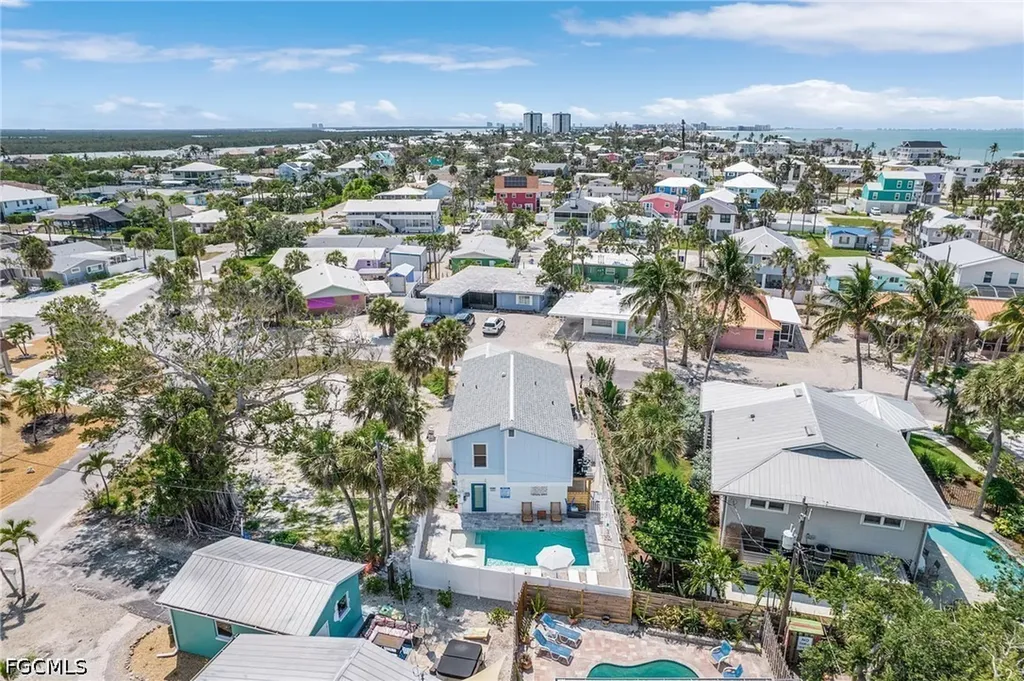 197 Madison Court Fort Myers Beach FL 33931
