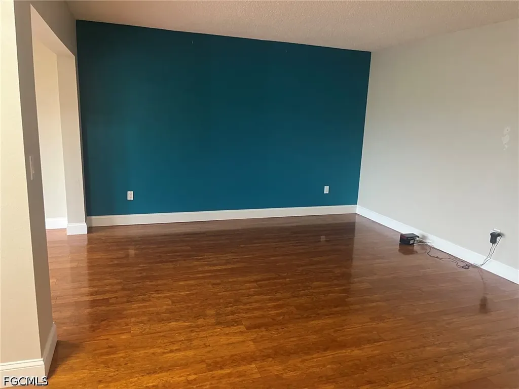7430 Lake Breeze Drive Fort Myers FL 33907