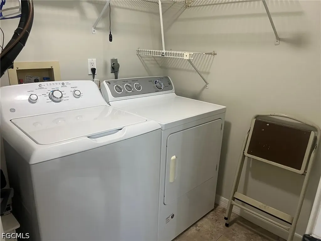 7430 Lake Breeze Drive Fort Myers FL 33907