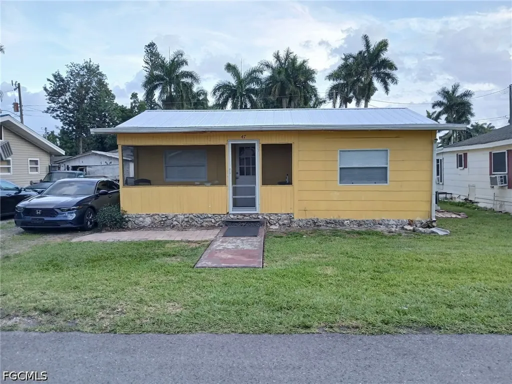 47 Cypress Street North Fort Myers FL 33903