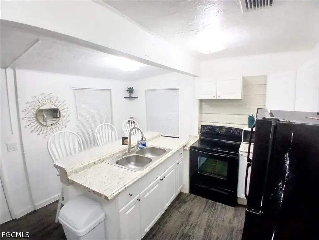 47 Cypress Street North Fort Myers FL 33903