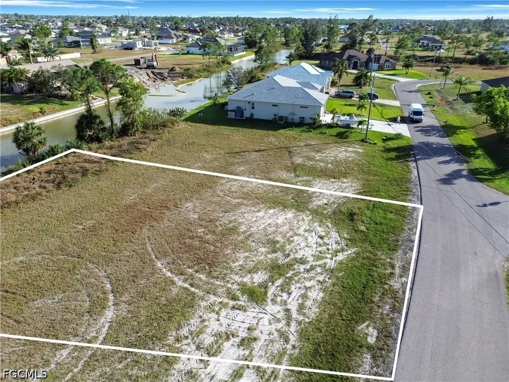 2701 NW 26th Place Cape Coral FL 33993