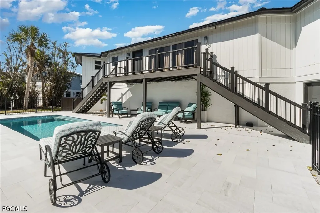 1720 Middle Gulf Drive Sanibel FL 33957