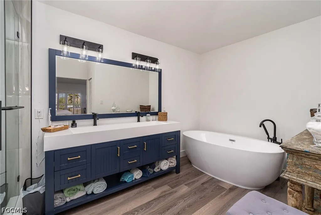 1720 Middle Gulf Drive Sanibel FL 33957