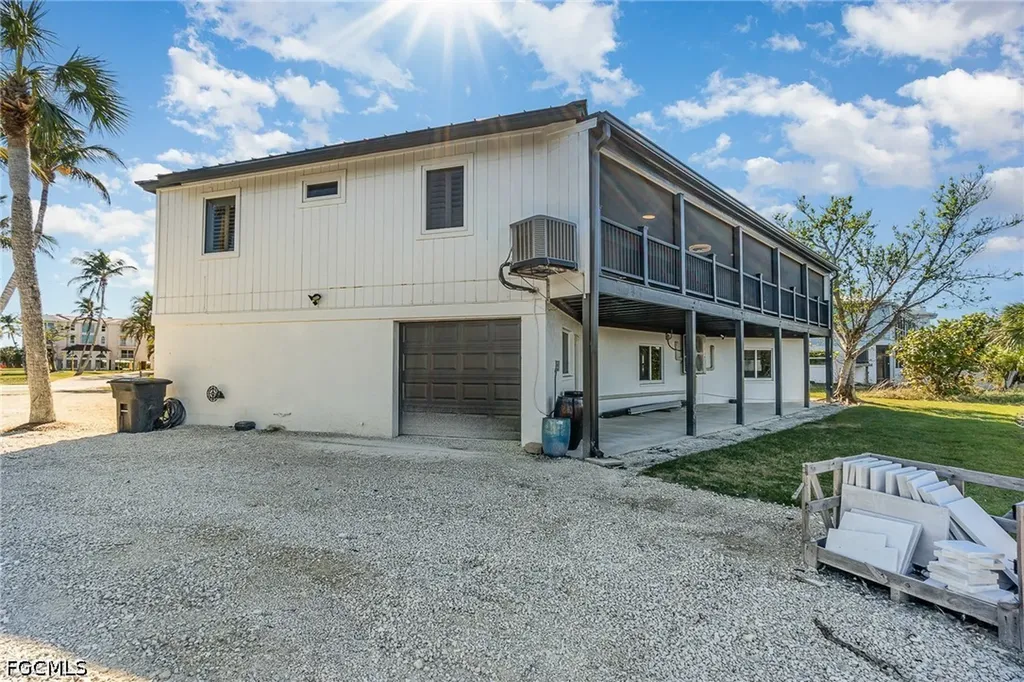 1720 Middle Gulf Drive Sanibel FL 33957