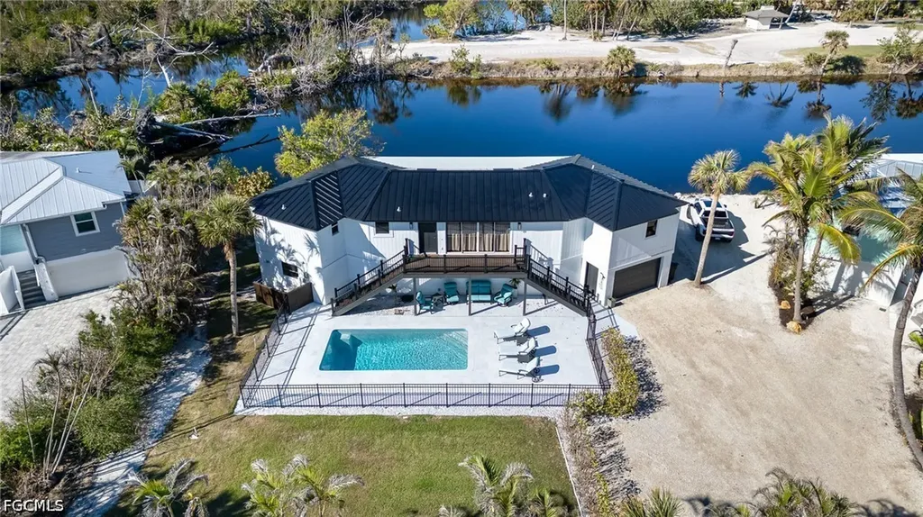 1720 Middle Gulf Drive Sanibel FL 33957