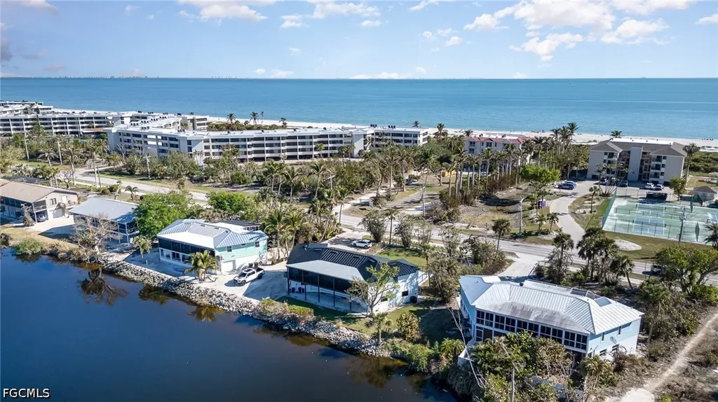1720 Middle Gulf Drive Sanibel FL 33957