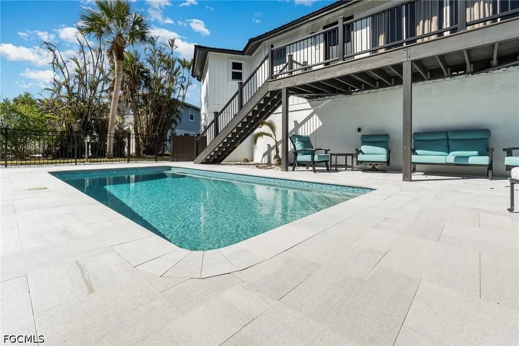 1720 Middle Gulf Drive Sanibel FL 33957